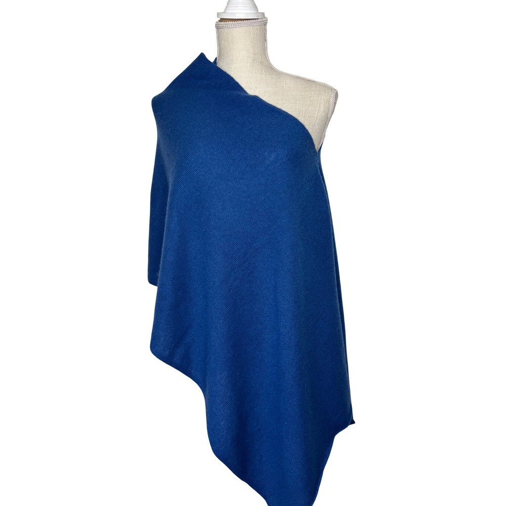 in2 by incashmere Poncho/Shawl Blue